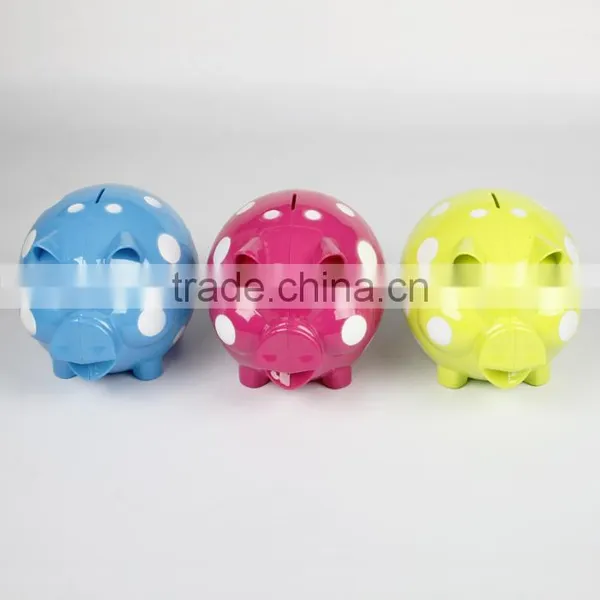 Pretty Plastic Piggy Coin Bank photo-4