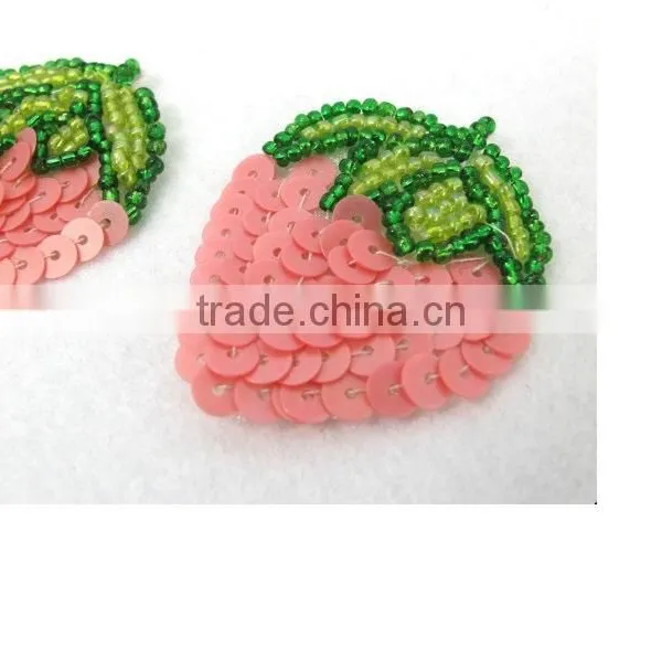 2017fruit Professional Wholesale Strawberry Sequin Applique Patch Embroidery photo-2