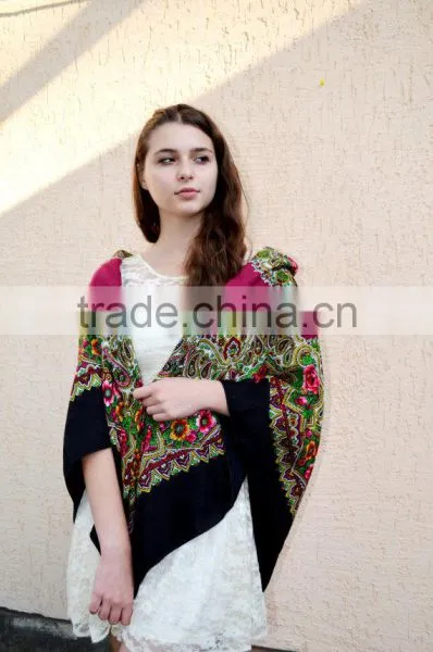 Vintage Ukrainian Shawl,Russian Shawl, Wool Shawl, Tablecloth, Floral Shawl , Floral Scarf, photo-3