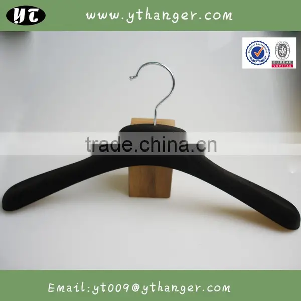 HA7046 Large Strong Plastic Hanger Men Coat Velvet Clothing Hanger Supplier's Choice photo-5