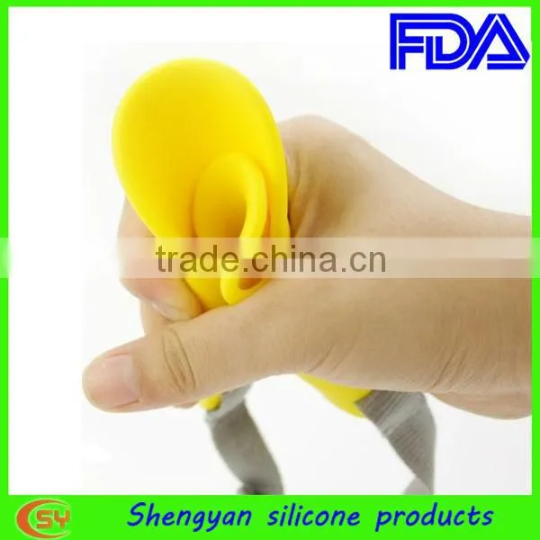 Wholesale 100% Food Grade Silicone Fashionable Dog Muzzle photo-3