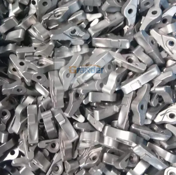 SS 316/304 Valve Body /investment Casting /pump Cover / Silica Sol Precision Casting photo-4