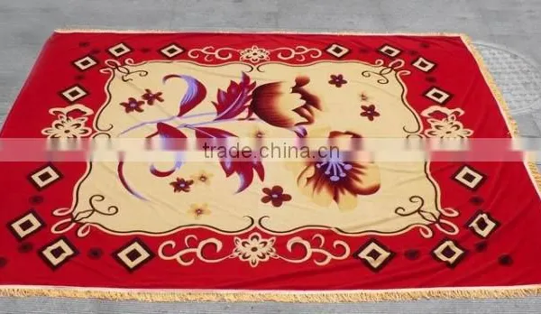 100% Polyester Flower Print Velvet Bedsheet With 3 Side Lace