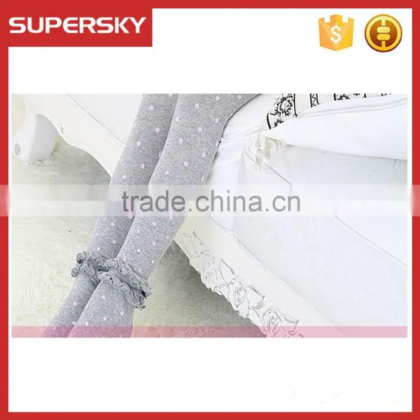 V-224 Latest Korea Knitting Lace Trim Baby Girl Dance Tight Pantyhose With Wave Point photo-2