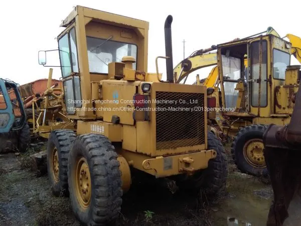 Used Komatsu GD611A-1 Motor Grader photo-4