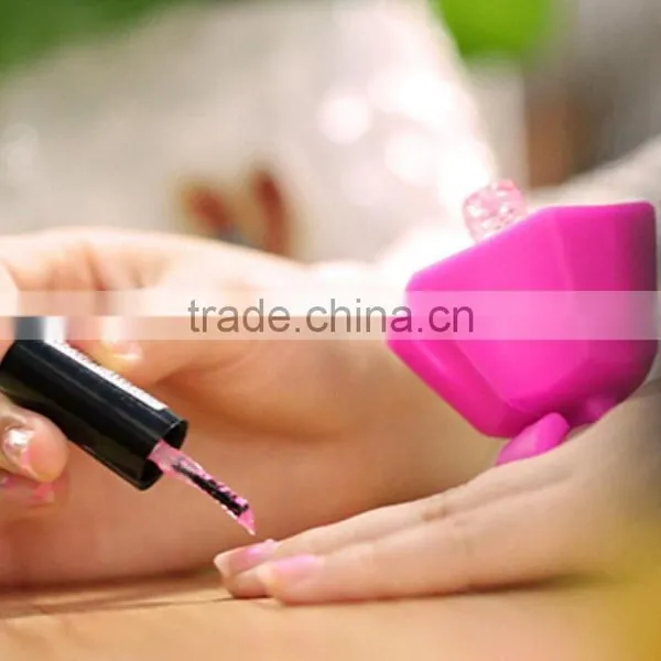 Silicone Wearable Nail Polish Bottle Holder Multifunction Varnish Display Stand Holder photo-4