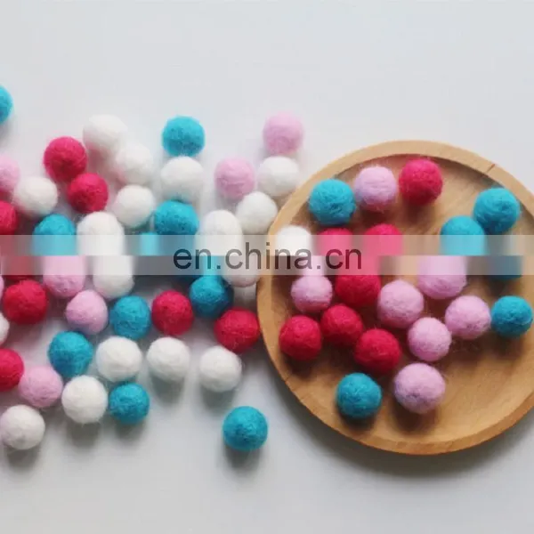 Factory Supply Customized Size Wool Chemical Fiber Tennis Ball photo-2