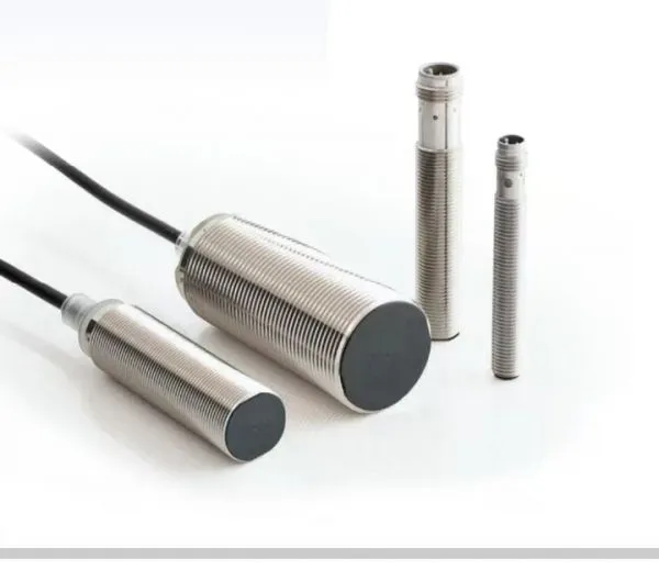 OMRON PROXIMITY SENSOR E2B-S08KN04-MC-B1