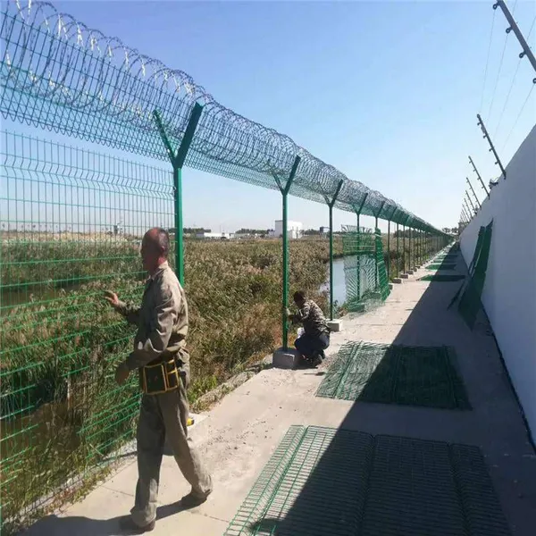 Anti-climbing Isolation Nets for Airports, Protective Nets for Rivers and Reservoirs, U-shield Quality-guaranteed Thickened Y-shaped Column Guardrails photo-3
