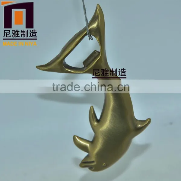 Porpoise Shape Gold Plating Metal Beer Bottle Opener Keychain photo-4