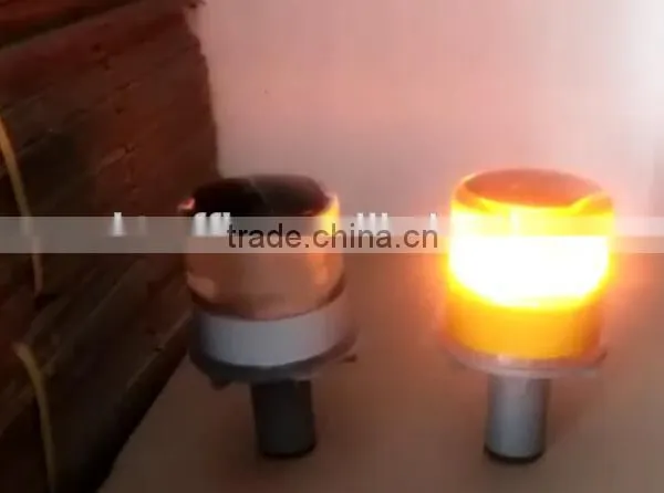 Traffic Security High Brightness Solar Led Flashing Reflector Light photo-2