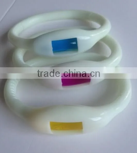 Anti-mosquito Silicone Wristbands photo-4