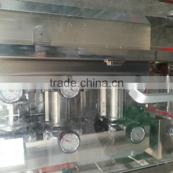 Fruit Juice Liquid Sachet Filling Pack Machine 3 or 4 Seals Filling Machine Liquid photo-2