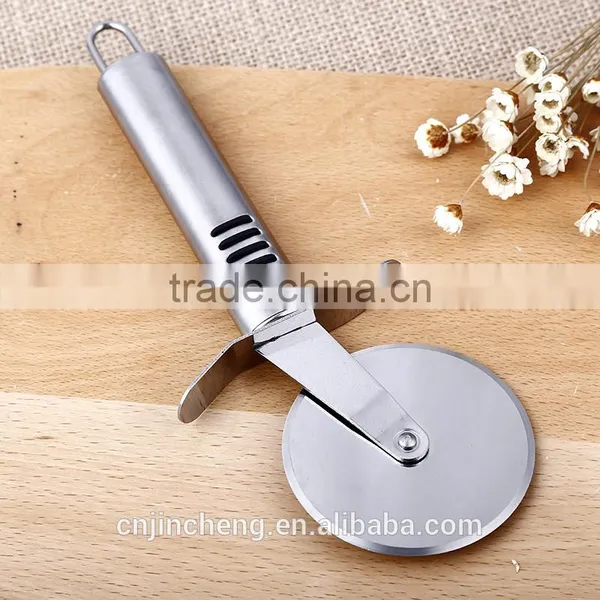High Quality Hot Sale Full Stainless Steel Material Round Shape Pizza Cutter photo-4