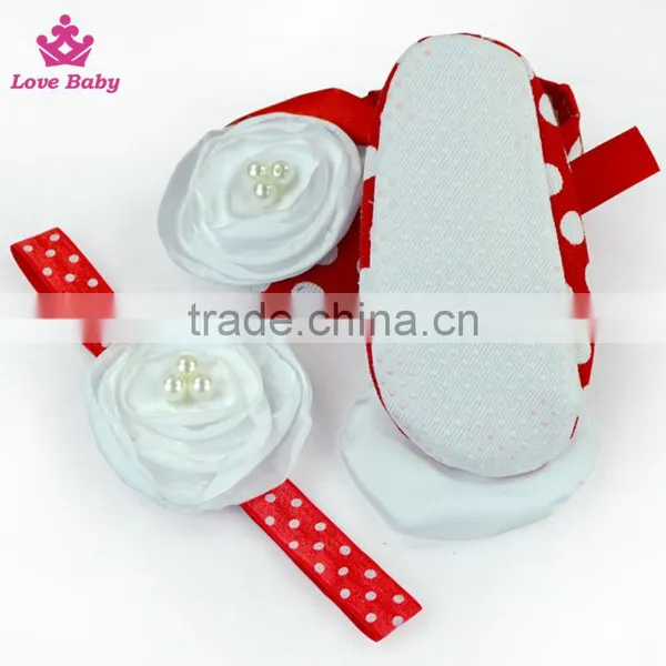 Fancy Polka Dot Floral Newborn Crib Shoes Baby Shoes Matching Headband photo-3