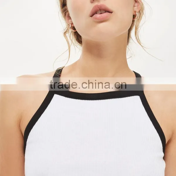 Black and White Contrast Color Basic Style Women's Crop Top photo-5