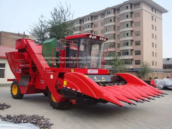 TR9988-7A Self-propelled Corn Picker photo-3