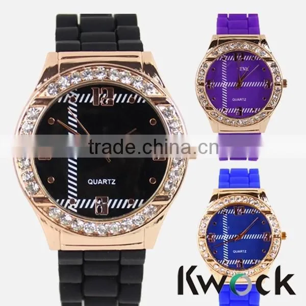 Hot Sale Promotion Casual Watch Stylish Women Quartz Watch Flower Watch 2015 New Wristwatch photo-4