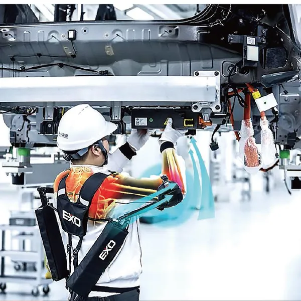 Titan Arms Upper Limb Power Work Exoskeleton for Car Factory and Construction Workers photo-2