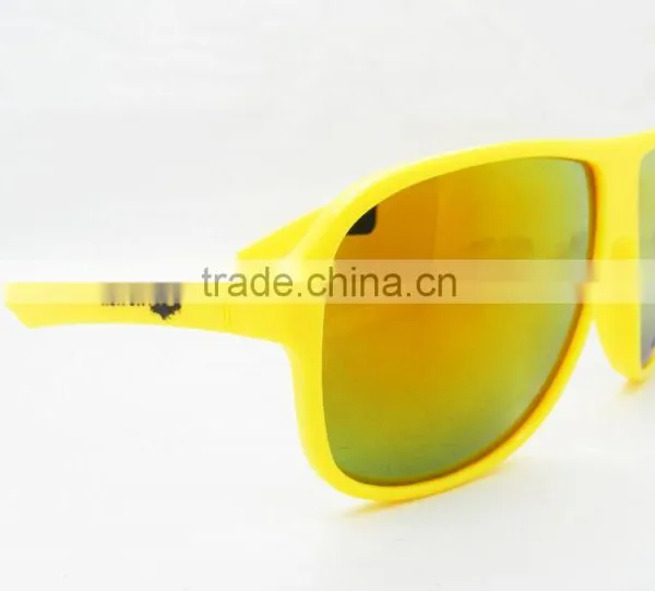 Fashion Sunglasses Plastic Sunglasses Custom Logo Sunglasses Supplier's Choice photo-3