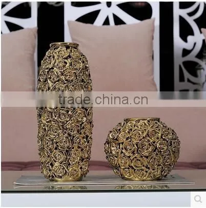 Golden Centerpiece Home Decoration Ceramic Vase With Rose Design photo-3