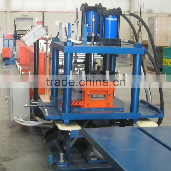Side ladder roll forming machine