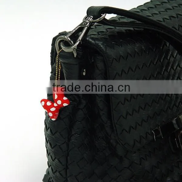 Minnie Bowknot Shaped 3d Pvc Keychain With Custom Logo photo-3