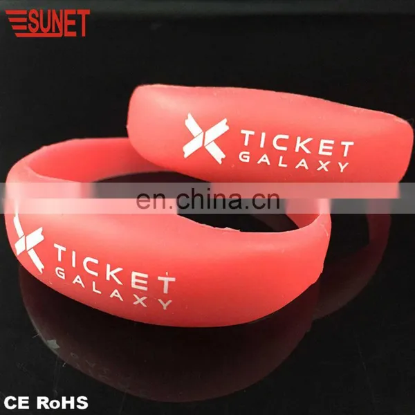 2018 SUNJET Best Selling Product Popular Full Silicone Material LED Bracelet Motion Activated photo-3