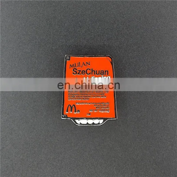 Good Quality Die Casting MOQ 10 Guitar Badge photo-2