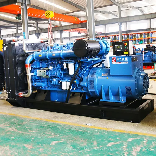Competitive Price 50Hz Yuchai 700kw Diesel Generator Hospital Backup Power Genset photo-2