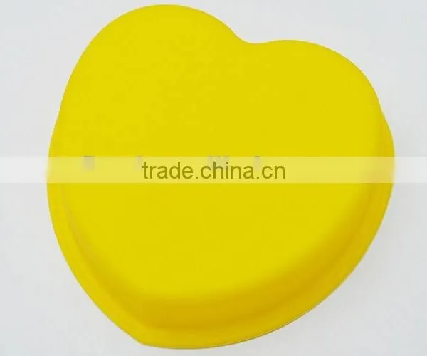 YangJiang Factory Manufacture Cheap Durable Nonstick Heart Shape Silicone Cake Molds photo-2