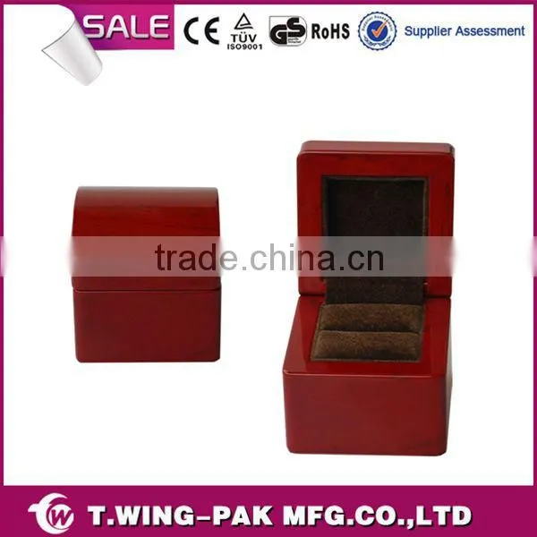 Great Quality Custom Logo Wholesale Standing Luxury Velvet Jewelery Boxes photo-4