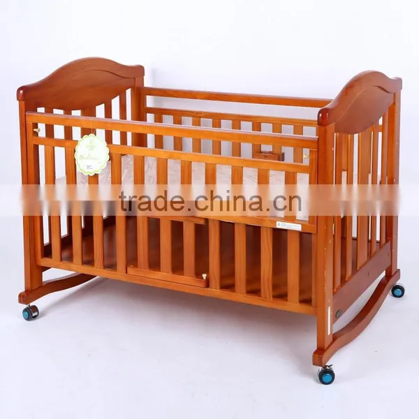 2015 Best Quality Wooden Baby Bed