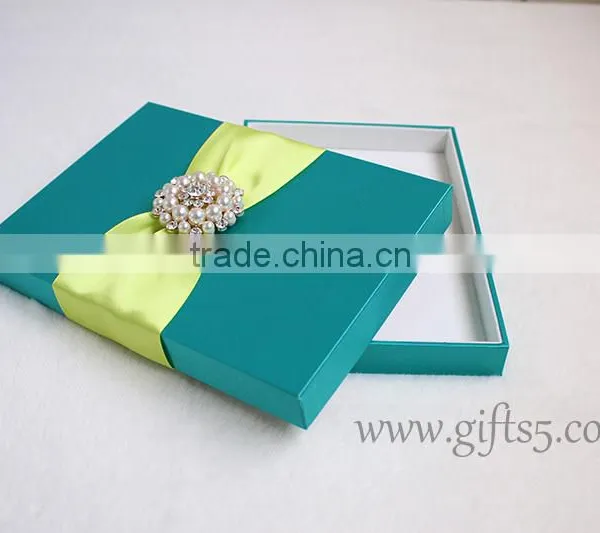 Unique White Custom Wedding Invitation Card Box photo-6