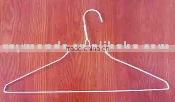 Powder Coated Wire Hanger for Simply Laundry