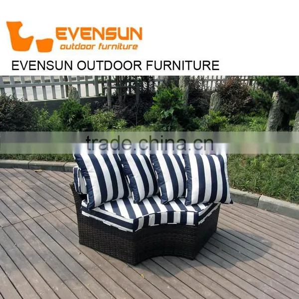 Sun Lounger Specific Use and Modern Appearance Outdoor Rattan Sunbed photo-3
