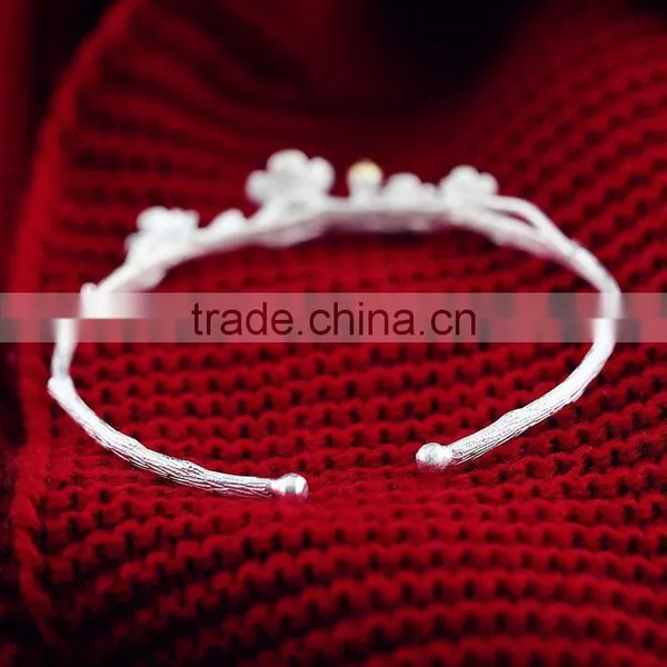 F20078N Beautiful Eco-friendly Sterling Silver Plating Plum Blossom Charm Bracelet Jewelry photo-3