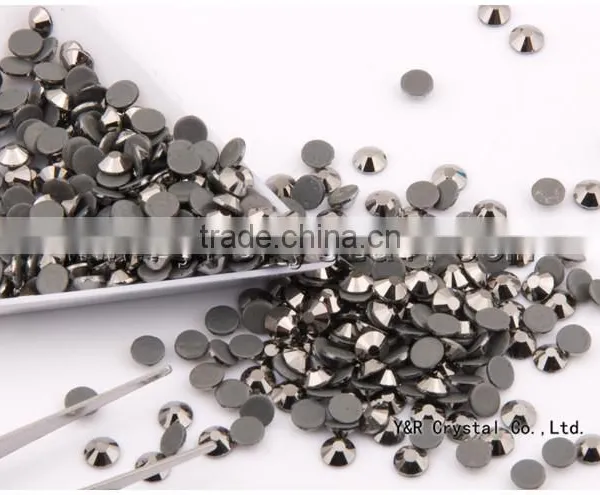 Top Quality Wholesale Multicolor Flatback Hotfix Rhinestone Design Manufacturers photo-2