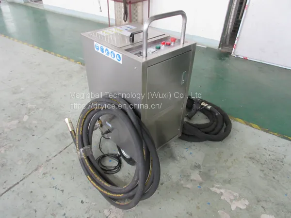 Equipment for Cleaning/dry Ice Cleaning Equipment for Sale/co2 Dry Cleaning Machine photo-2
