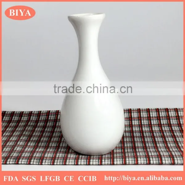 Wholesale White Porcelain Wine Bottle, Ceramic Milk Jar, Flower Bottle Pot Accept Custom Design Decal Printing