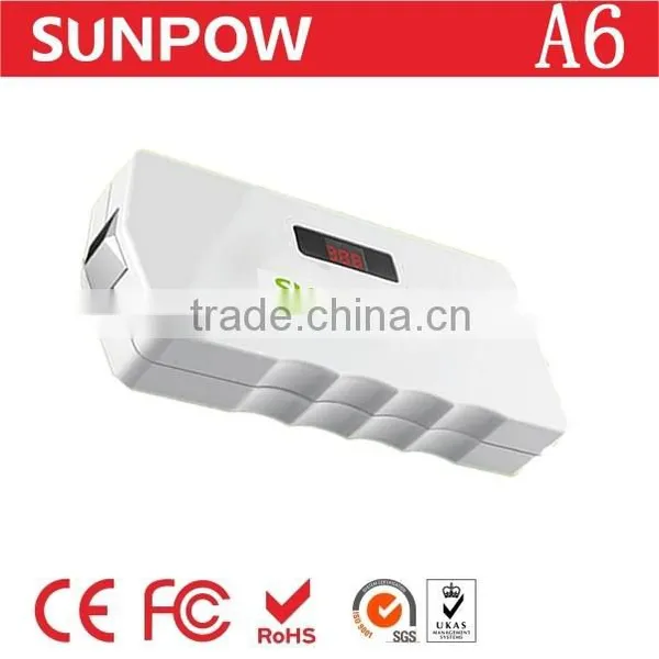 Sunpow 12v Lcd Screen 12000mah Hot Selling Charger for Fireengine Battery Jump Starter With Safety Hammer photo-2