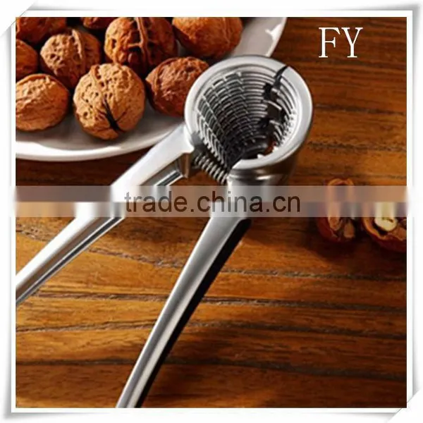Zinc Alloy Nut Cracker/shucker Supplier in China photo-3