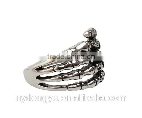 Claw Design Titanium Steel Ring/creative Skeleton Claw Men Ring/men and Women Ring
