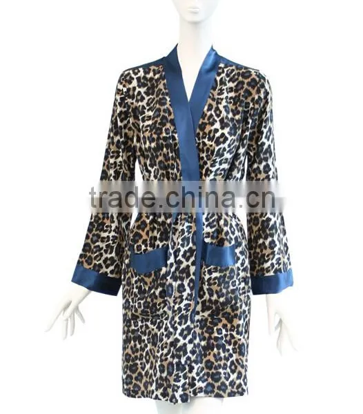 Wholesale Cheap Sexy Ladies Blue Leopard Printed Lace Trimed Silk Sleep Kimono Robe Dress Set photo-3