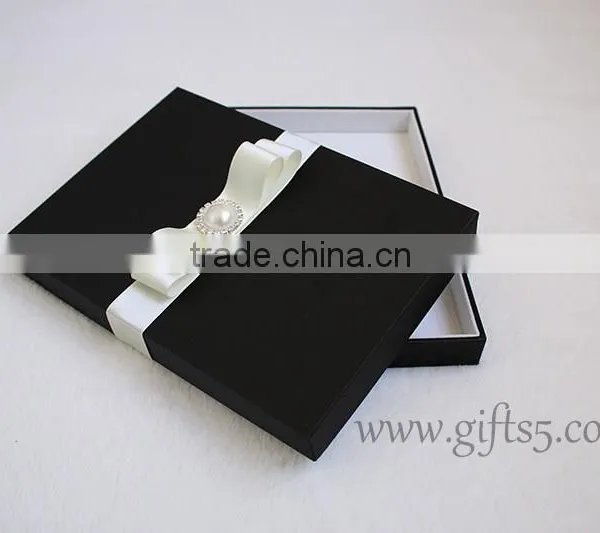 Customized Paper Wedding Invitation Box for Packing photo-3