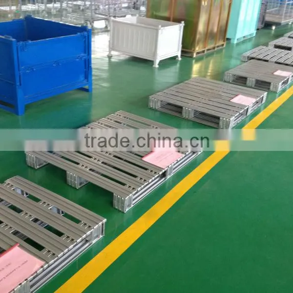 Steel pallet