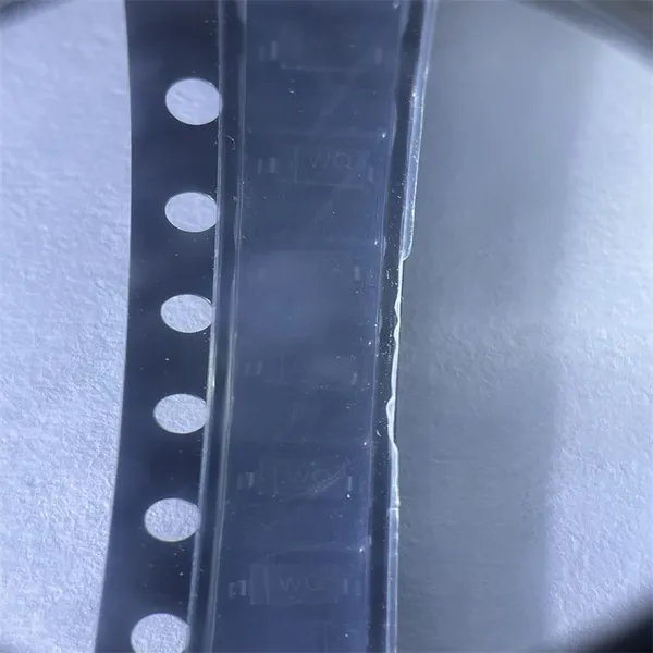 New Electronic IC MM1Z30 in Stock (Active Components) MM1Z30