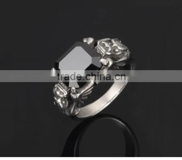 Costume Jewellry Wholesale Skull Engagement Ring for Women With Black Stone photo-5