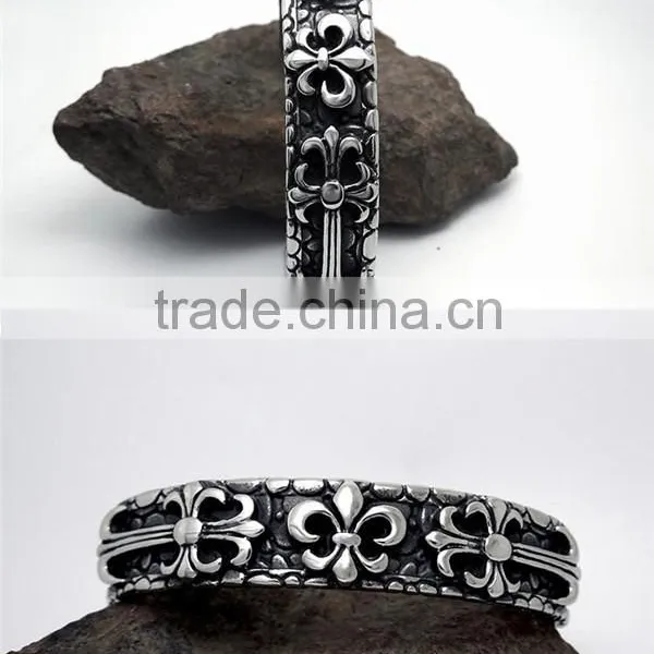 C Shape Antique Silver Vintage Punk Engraved Stainless Steel Bangles photo-5