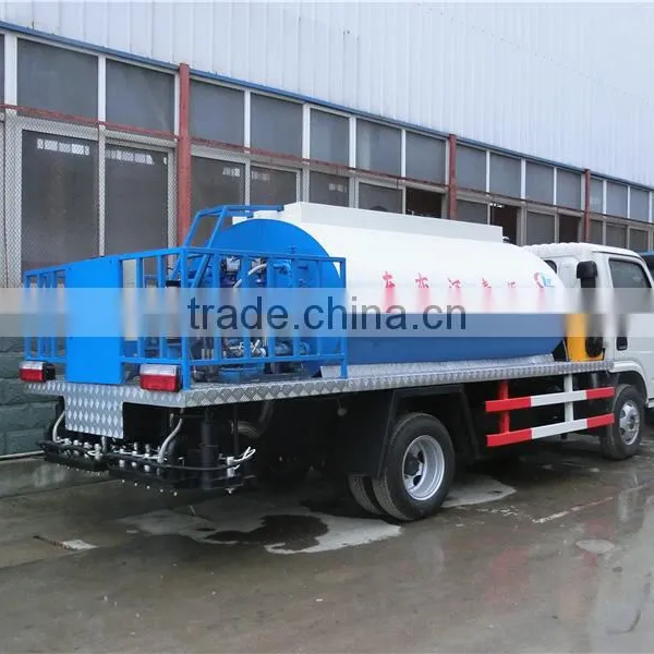Dongfeng Mini 4000liters Bitumen Emulsion Sprayer Truck for Sale photo-3